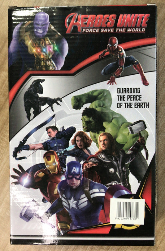 Juguete figura avengers