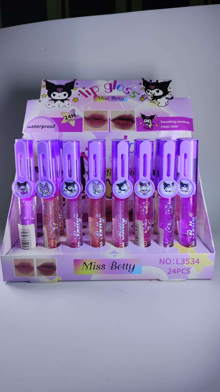 Lip gloss 3534