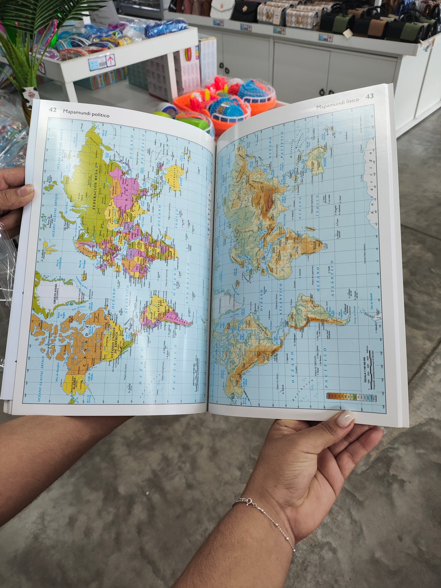 Libro Honduras Y El Mundo,Atlas Geográfico Actualizado
